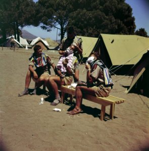 Serie Jamboree en Griekenland scheeruurtje in Hollands kamp, Bestanddeelnr 254-7403