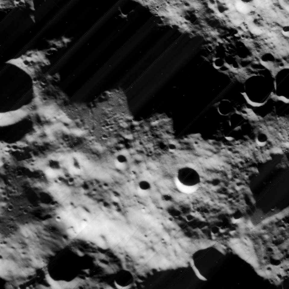 Scott crater 4094 h1