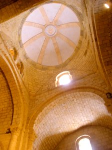 Santillana del Mar - Colegiata de Santa Juliana, iglesia 08