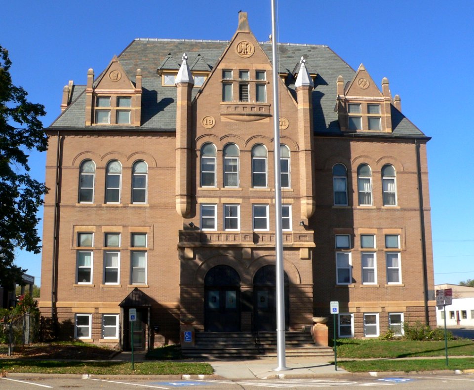 Scottish Rite Masonic Center (Yankton SD) from E 1