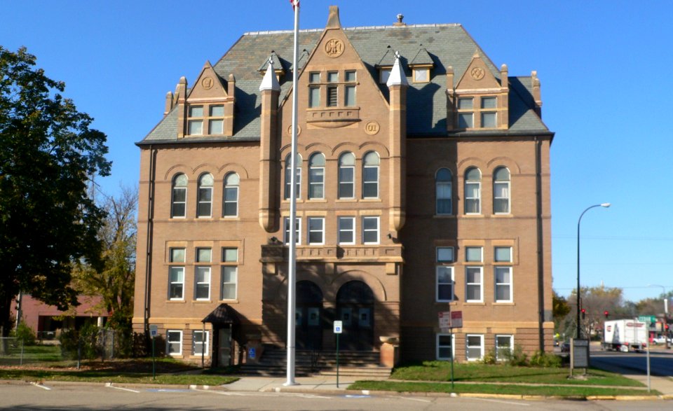 Scottish Rite Masonic Center (Yankton SD) from E 2