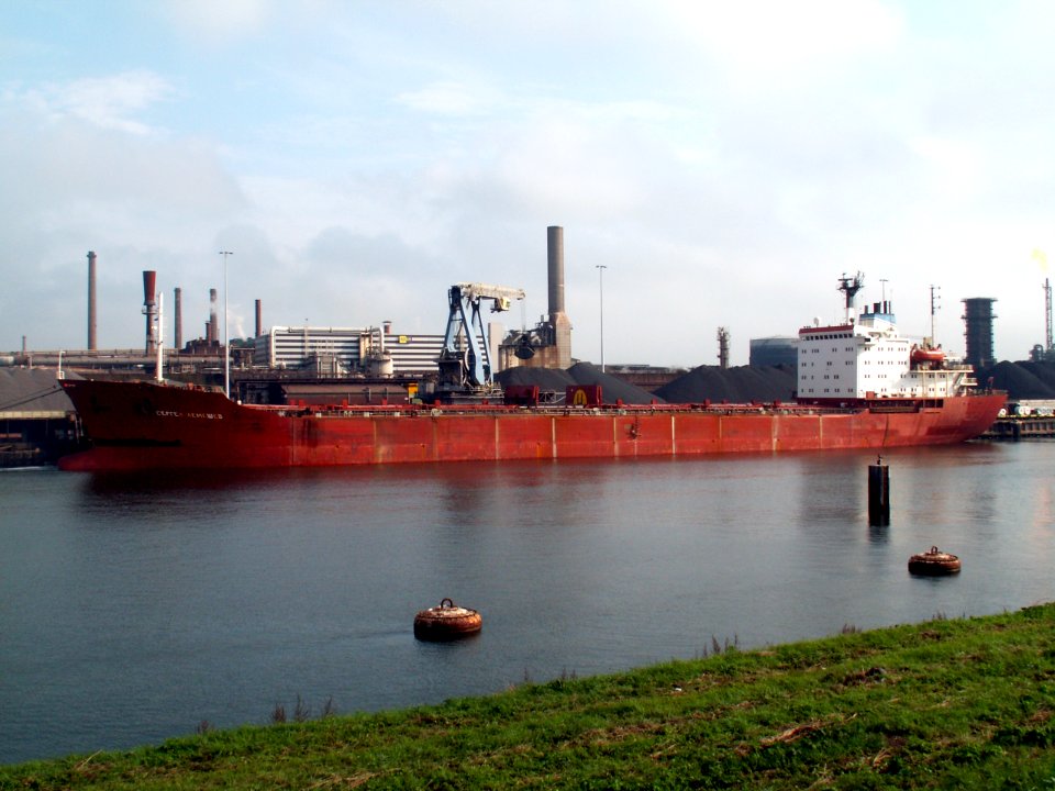 SERGEY LEMESHEV - IMO 8222587 - Callsign J8B3985 -at Port of Amsterdam, Holland 10-Sep-2005