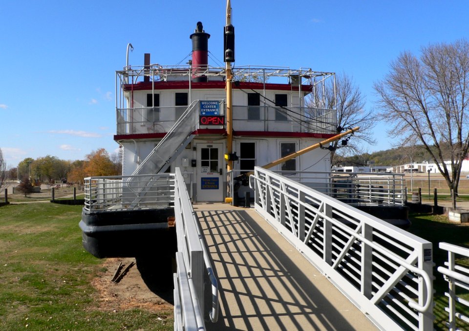 Sergeant Floyd towboat 7