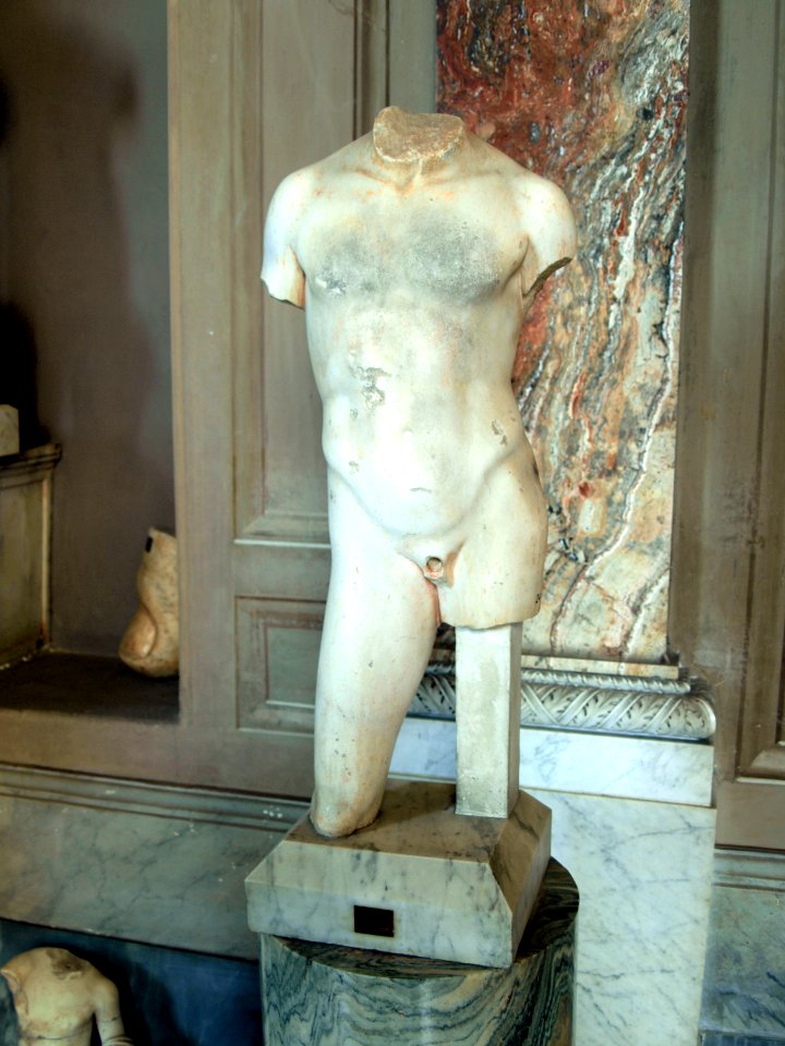 Sculpture no24 in the Vatican museum