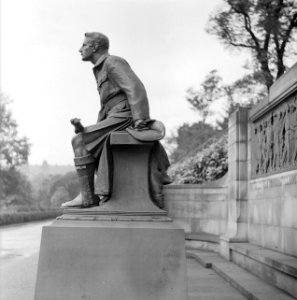 Scottish-American War Memorial in West Princes Street Garden, Bestanddeelnr 252-0175