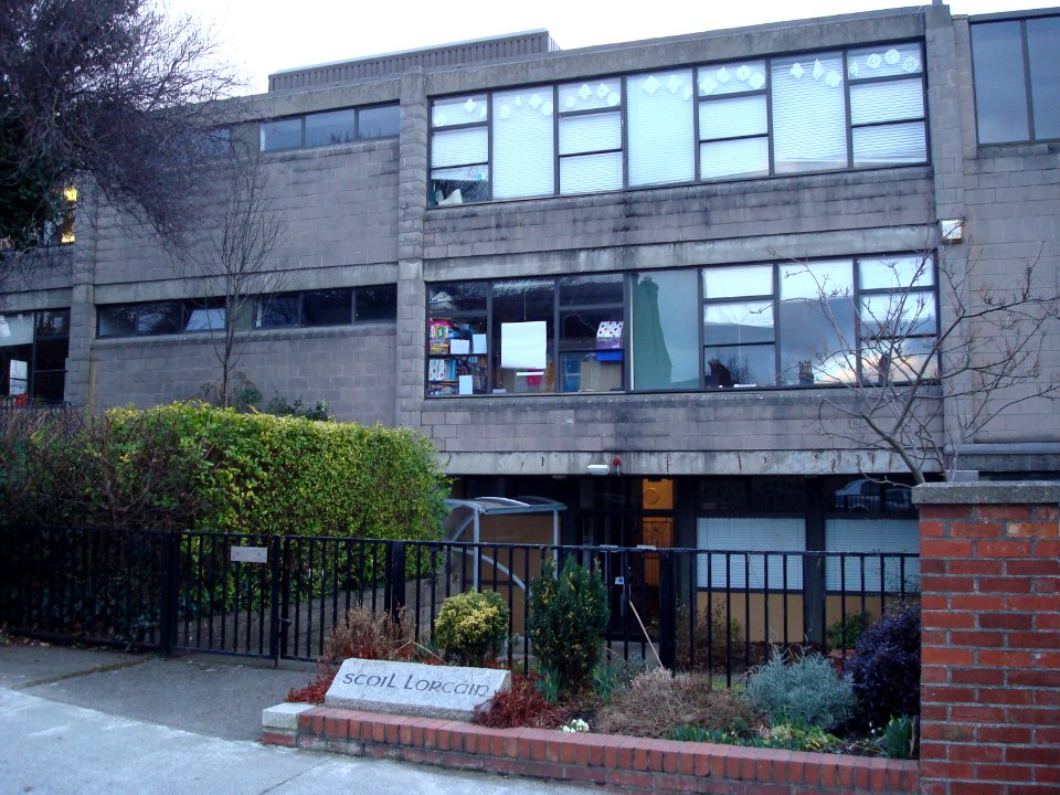 Scoil Lorcain, Monkstown