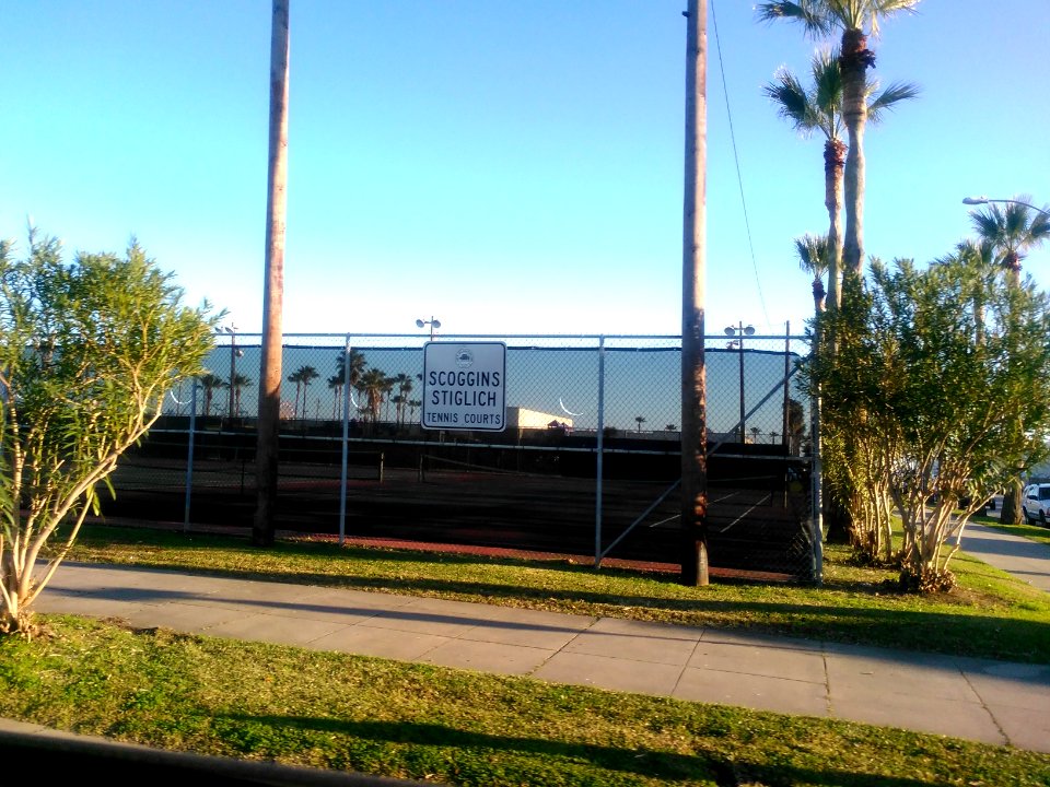 ScogginsStiglichTennisCourts