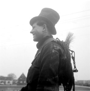 Serie grenscorrectie Duitsland. Schoorsteenveger, Bestanddeelnr 902-6973