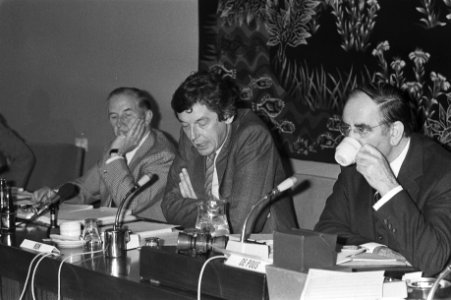 SER-bijeenkomst over sociaal-economisch beleid op middellange termijn, 24a, 25a , Bestanddeelnr 931-4864