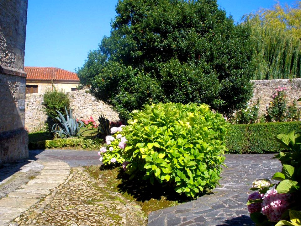 Santillana del Mar - Convento de San Ildefonso (MM Clarisas) 02