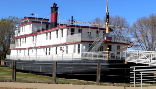 Sergeant Floyd towboat 1