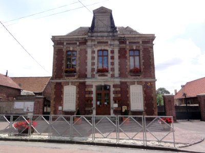 Serain (Aisne) mairie et école