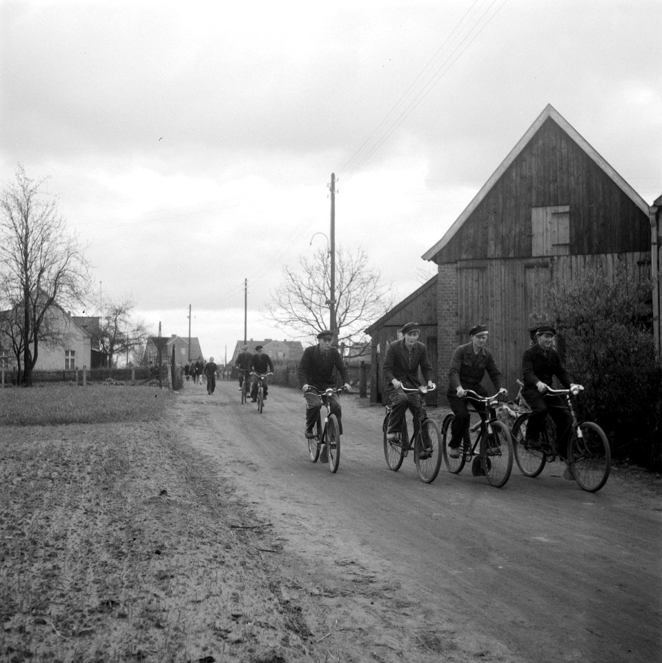 Serie grenscorrectie Duitsland. Weg met arbeiders, Bestanddeelnr 902-6957