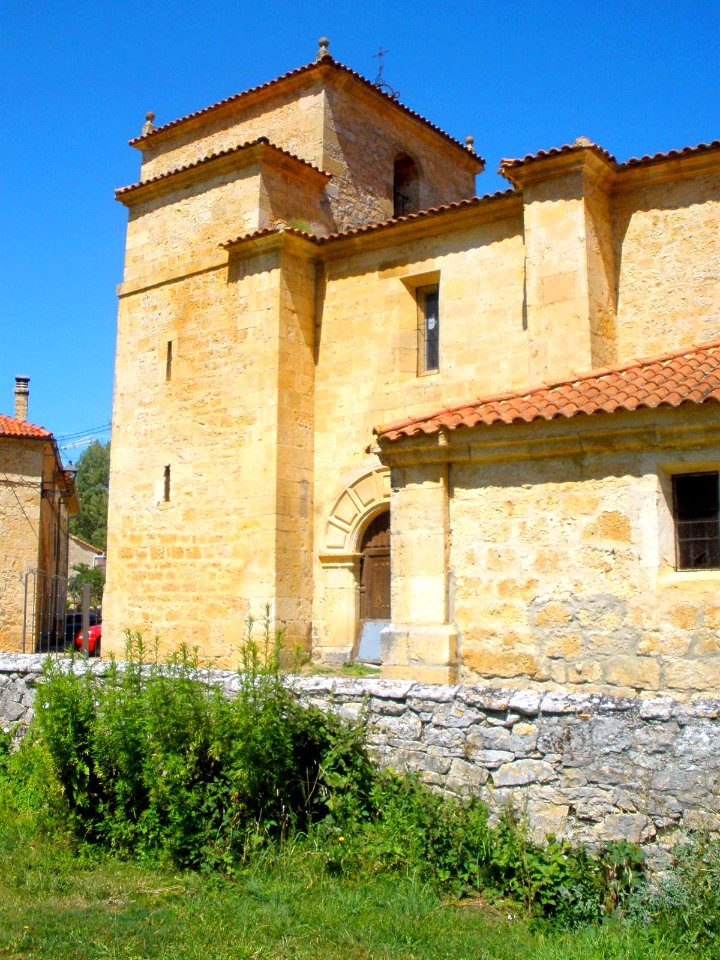 Santa Coloma del Rudrón - Iglesia de Santa Columba 08