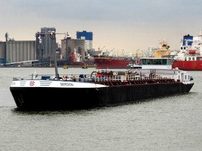 Serdon - ENI 02320108, Van Cauwelaertsluis, Port of Antwerp pic1