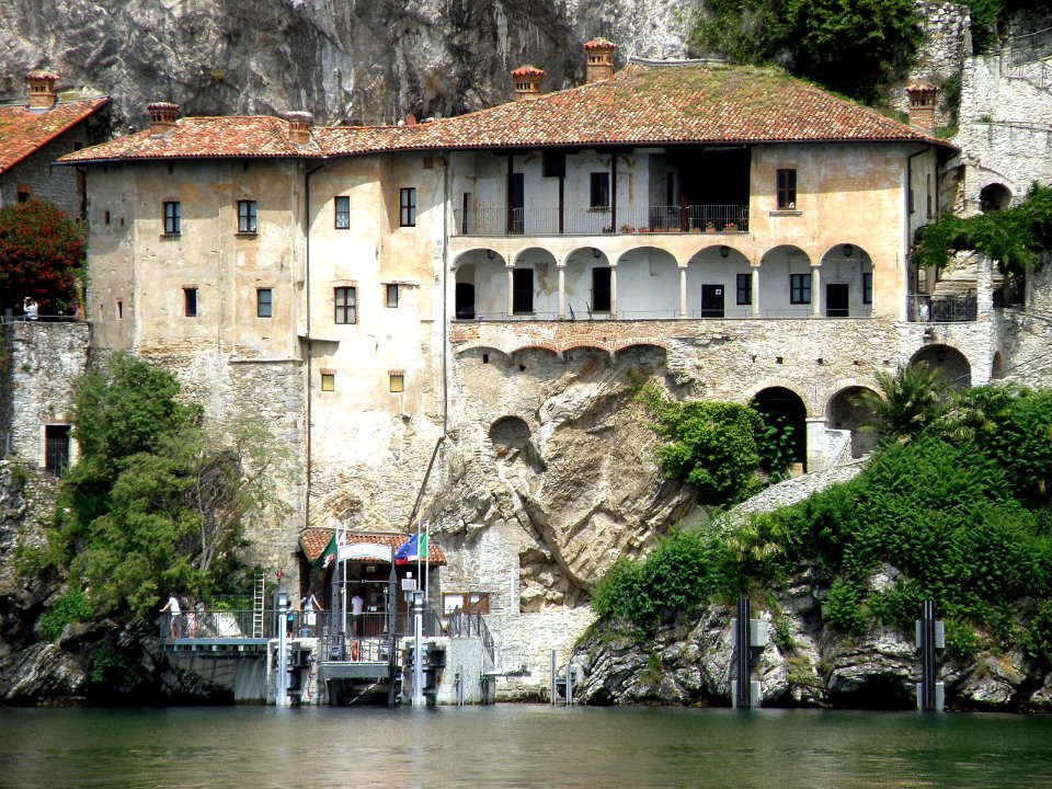 Santa Caterina del Sasso 15