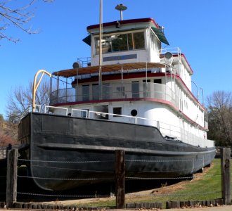 Sergeant Floyd towboat 5