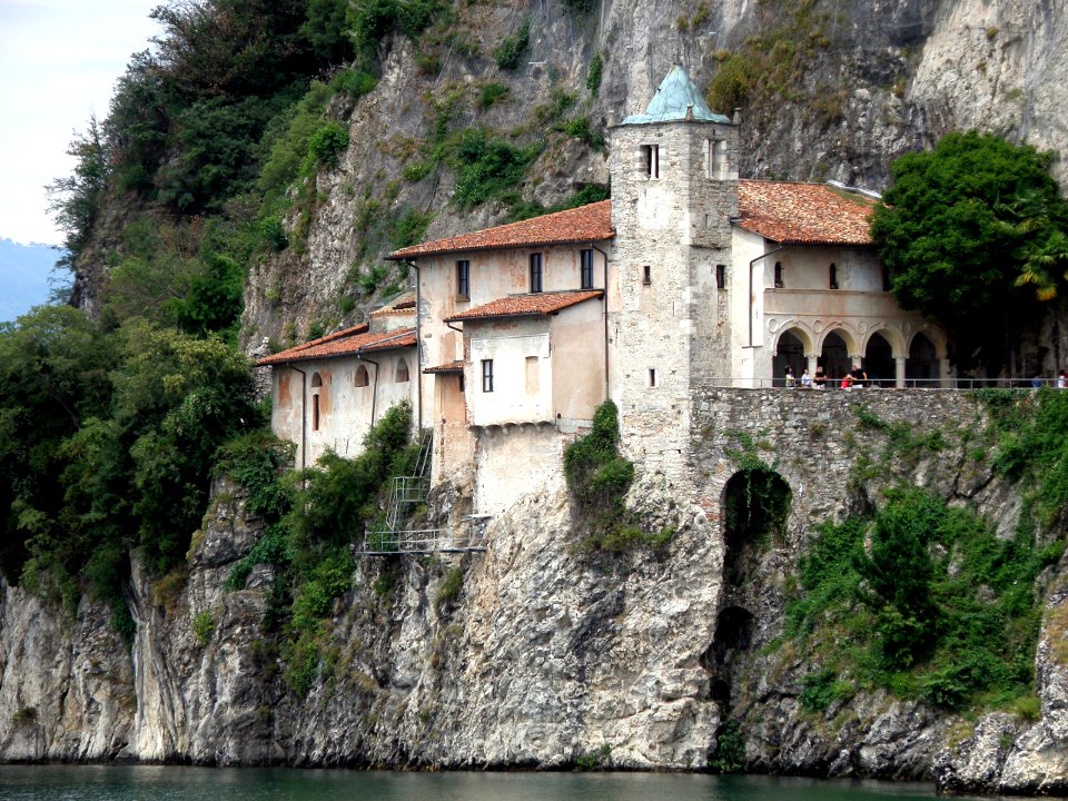 Santa Caterina del Sasso 12