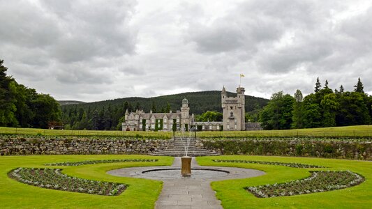 Balmoral castle vacation sitting queen elisabeth castle