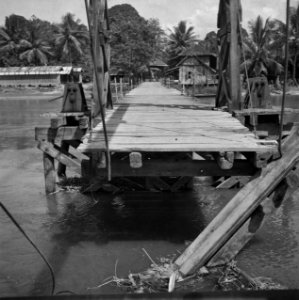 Seri-Nanti (Zd.-Sumatra). In de nacht van 12 op 13 april 1948 vond op de brug ov, Bestanddeelnr 13512