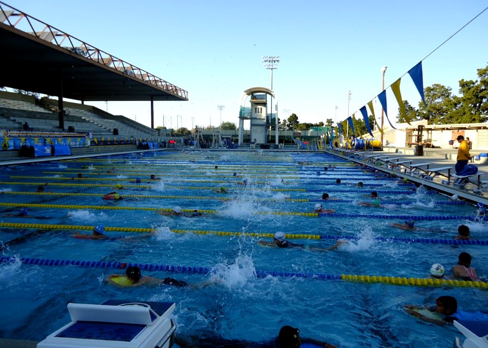 Santa Clara city public swimming pool kids practice