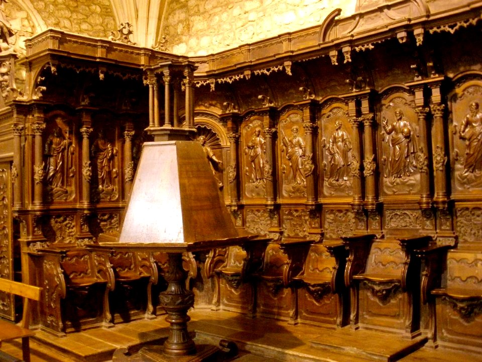 Santa Cruz de Campezo - Iglesia de la Asunción de Nuestra Señora, sillería coral 01
