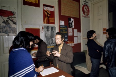 Serie Portugal, verkiezingsstrijdstraatbeelden in Lissabon (begin 1975) interi, Bestanddeelnr 254-9560