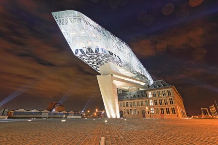 Building harbor havenhuis photo