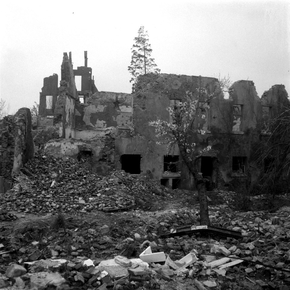 Serie grenscorrectie Duitsland. Vernielde huizen, Bestanddeelnr 902-6980
