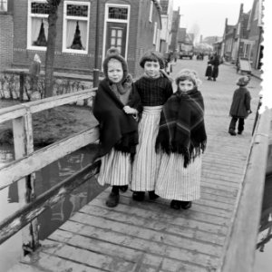 Serie over Volendam, Bestanddeelnr 908-3208