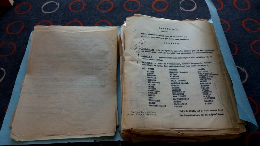 Services des archives départementales du Rhône - dossier