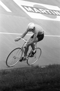 Series achtervolging heren amateurs, Jos Lammertink in aktie, Bestanddeelnr 930-4130