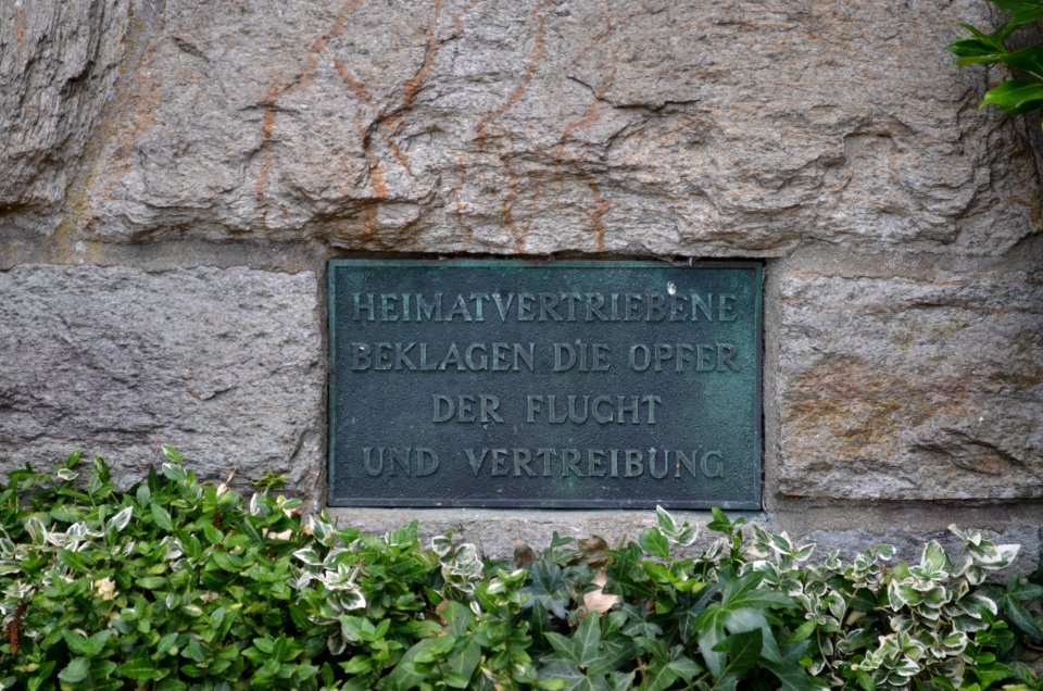 Seulberg, Friedhof, Ehrenmal (5)