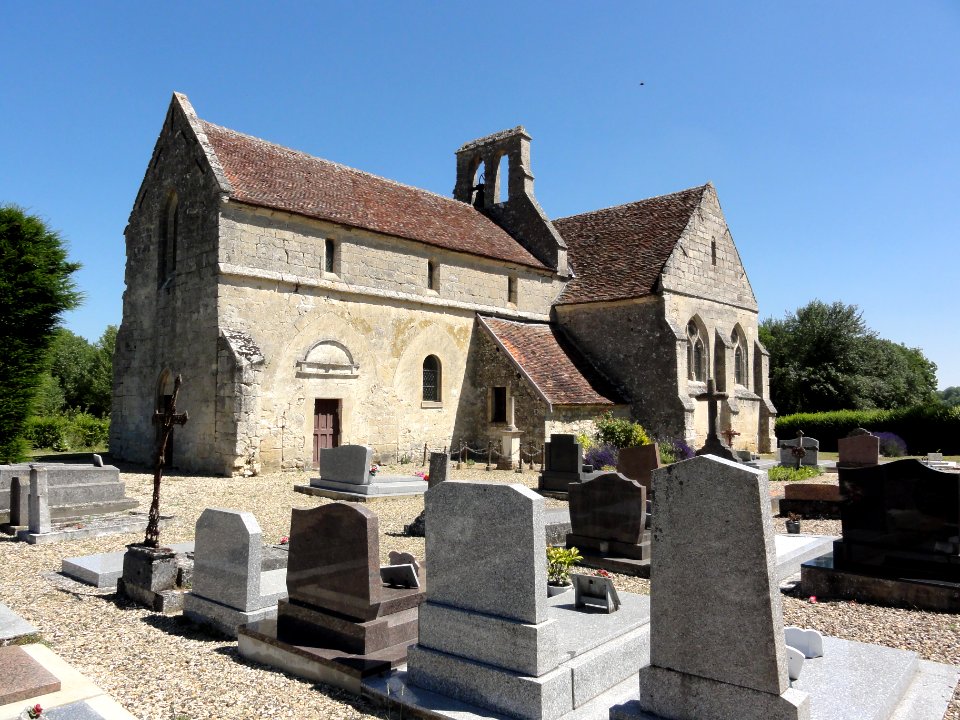 Serval (Aisne) église (03)