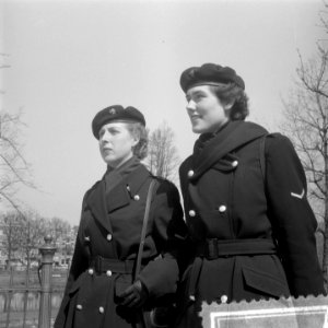 Serie vrouwelijke politie Amsterdam, Bestanddeelnr 907-1383