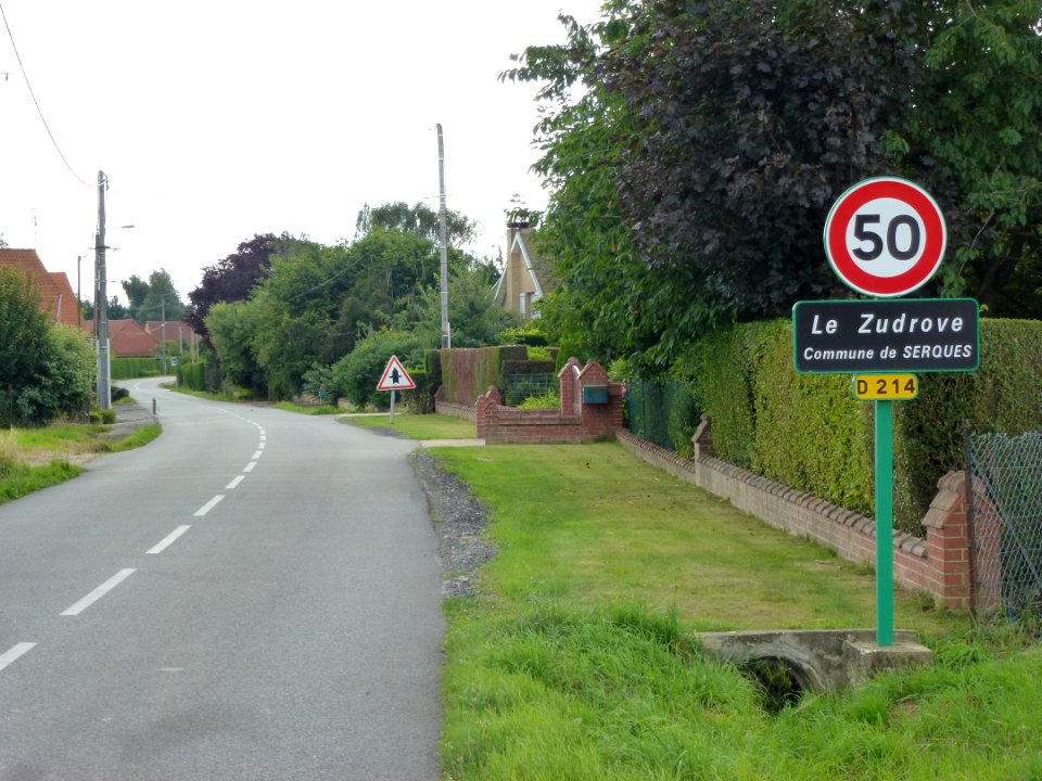 Serques (Pas-de-Calais) limit sign hamlet of Le Zudrove