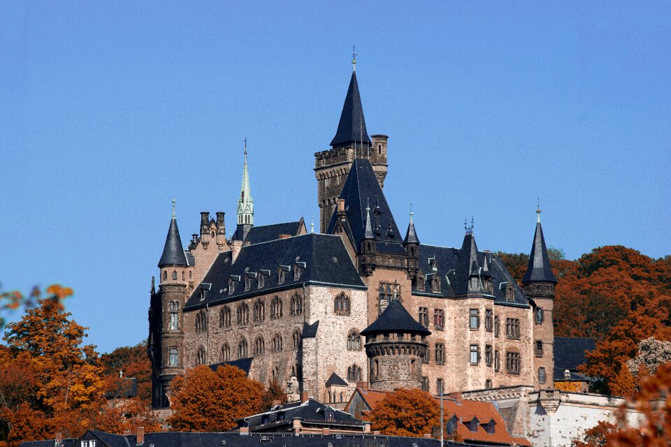 Towers masonry historically