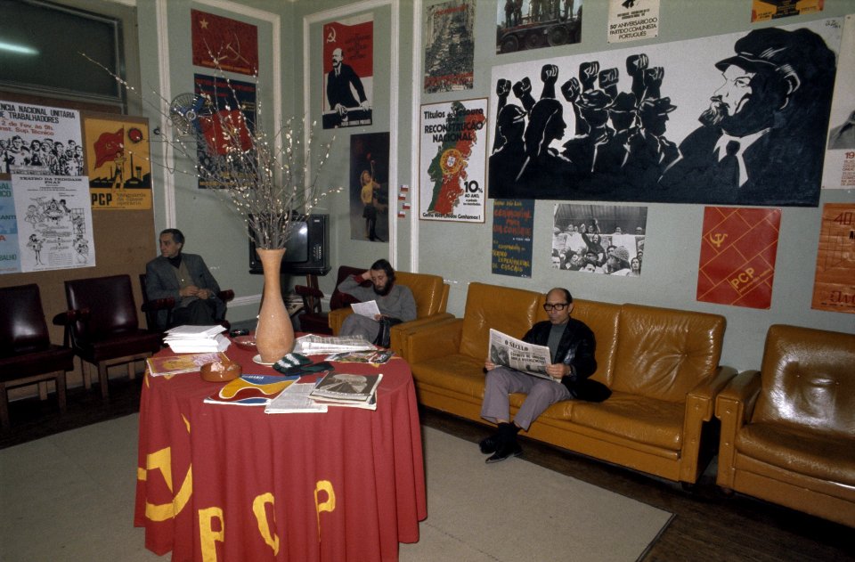 Serie Portugal, verkiezingsstrijdstraatbeelden in Lissabon (begin 1975) interi, Bestanddeelnr 254-9561