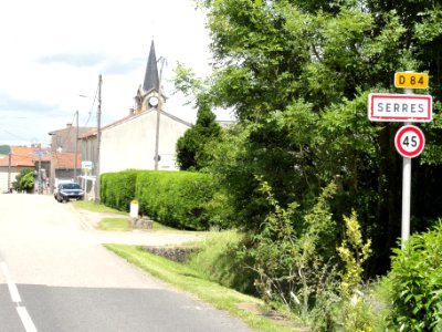 Serres (M-et-M) city limit sign