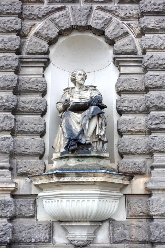 Shakespeare by Ernst Julius Hähnel - Semperoper, Dresden - DSC07852