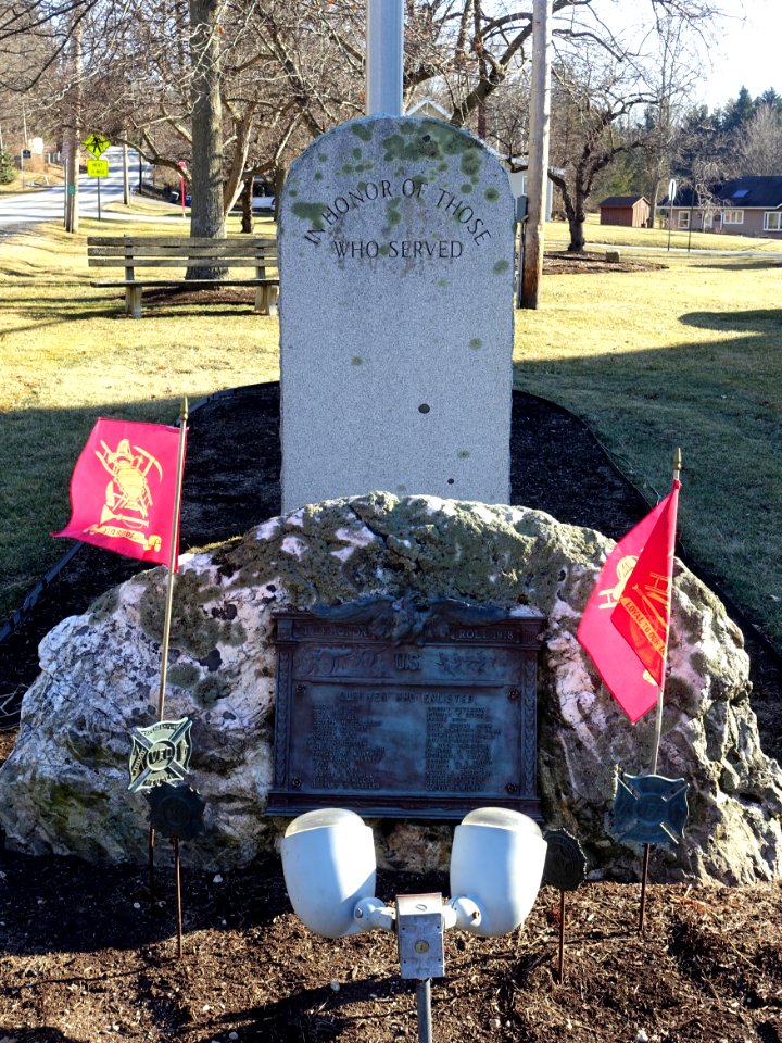Service Memorial - Austerlitz, New York - DSC07576