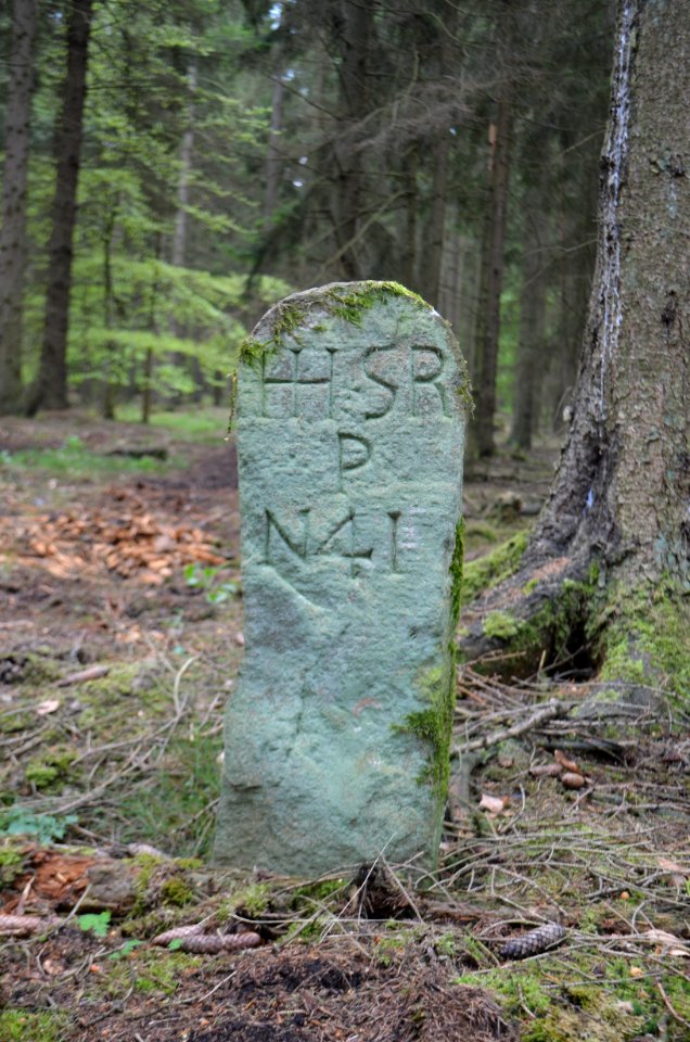 Seulberger Mark, Grenzstein HH SR 41, HH K 43, Petterweiler Seite