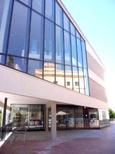 Sant Feliu de Llobregat - Biblioteca Municipal Montserrat Roig 5