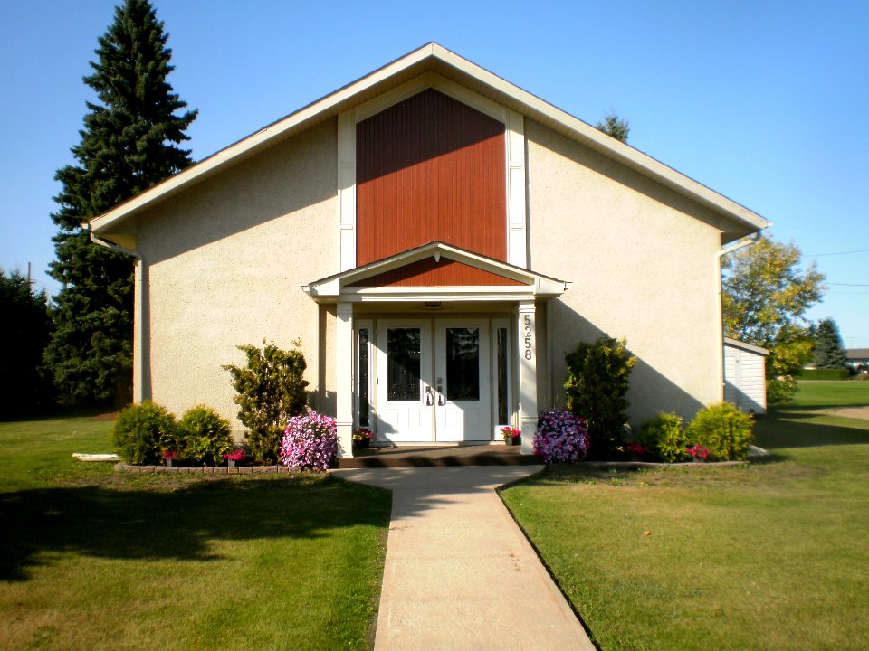Seventh-day Adventist Church, Vegreville 02