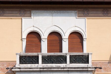 Marble window roller shutter