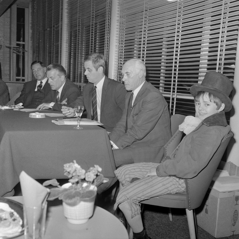 Serie. Jack Wild (Dodger in film Oliver) tijdens persconferentie in bioscoop D, Bestanddeelnr 921-8850