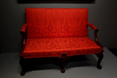 Settee, Giles Grendey, London, 1740s, mahogany and modern upholstery - Cincinnati Art Museum - DSC04418