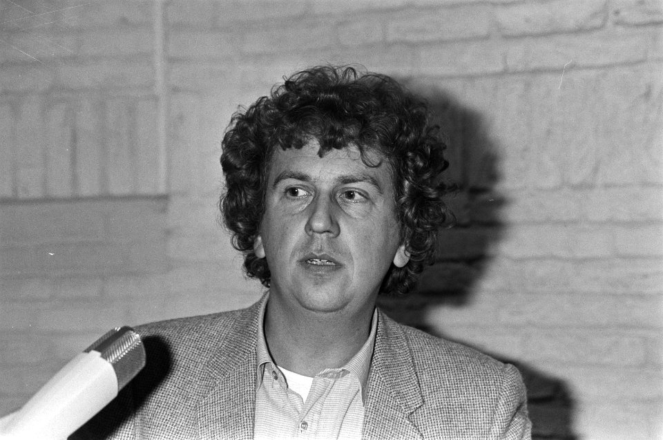 Seth Gaaikema presenteerde in Amsterdam boek Terug naar de bron, tekstboek met, Bestanddeelnr 931-1450