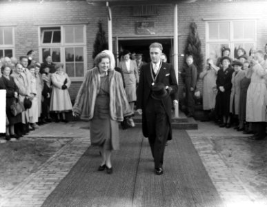 Serie Bezoek van koningin Juliana en prins Bernhard aan Friesland, Bestanddeelnr 904-2126