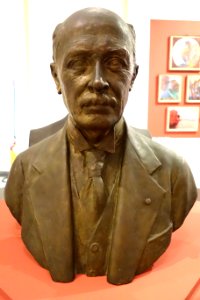 Self portrait by Lorenzo Massa (1858-1941), undated, bronze - Accademia Ligustica di Belle Arti - DSC02281